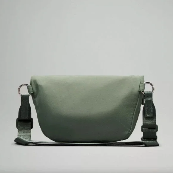 Lululemon All Night Festival Crossbody Micro Belt Bag 2L - Forest Green Army - Picture 2 of 9